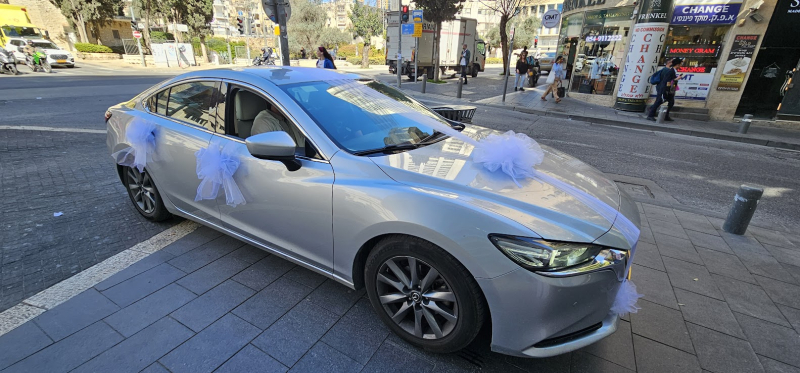 קישוט לרכב בונבון